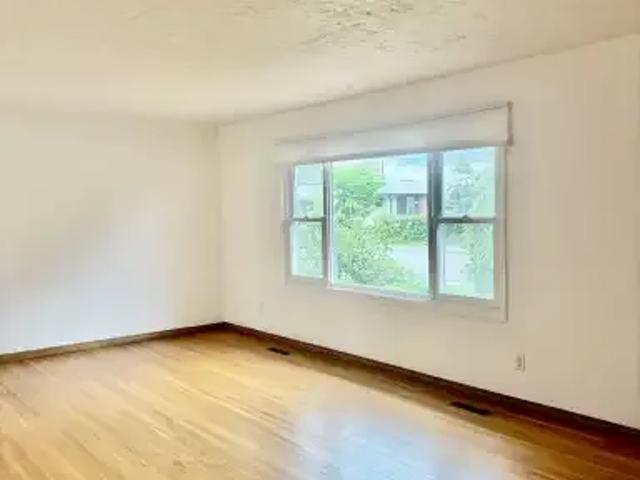 Apartment 3 Bedroom For Rent Edmonton AB 2500 ES103355276