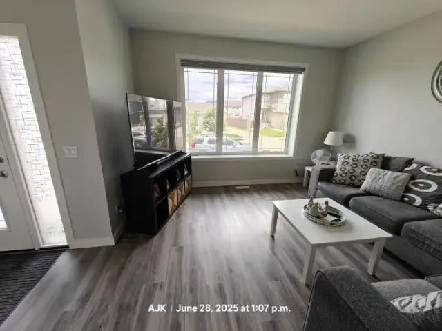 Apartment 3 Bedroom For Rent Edmonton AB 2000 ES105087702