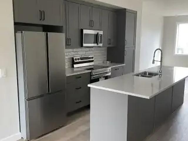 Apartment 3 Bedroom For Rent Edmonton AB 2000 ES105185402