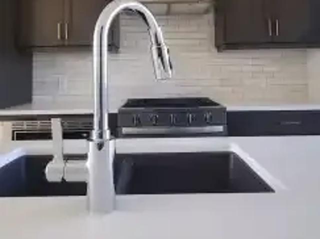 Apartment 3 Bedroom For Rent Edmonton AB 2099 ES102752686