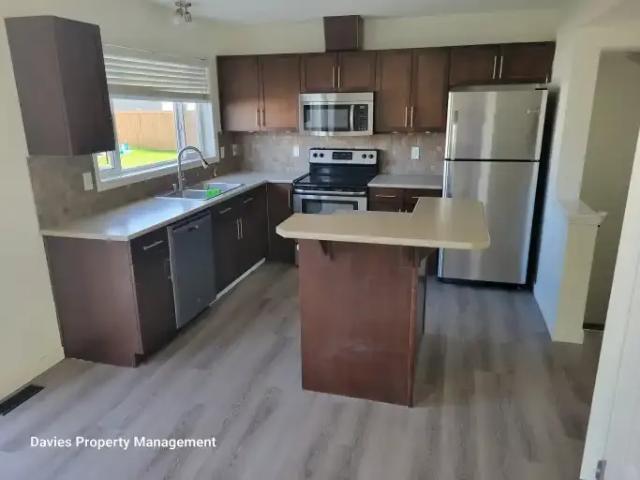 Apartment 3 Bedroom For Rent Edmonton AB 2100 ELS103011831