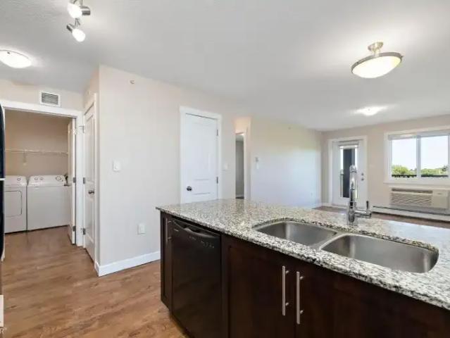 Apartment 3 Bedroom For Rent Edmonton AB 2125 ES104000175