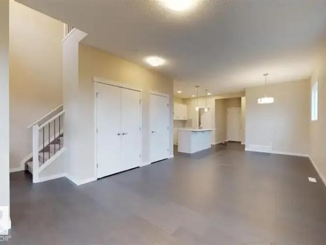 Apartment 3 Bedroom For Rent Edmonton AB 2190 ES104991601