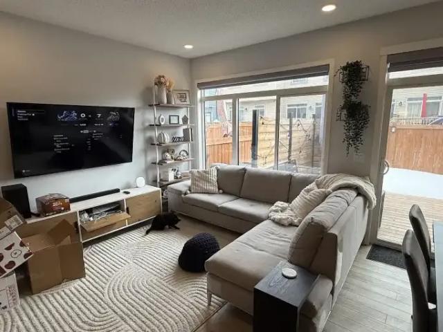Apartment 3 Bedroom For Rent Edmonton AB 2200 ES103424427