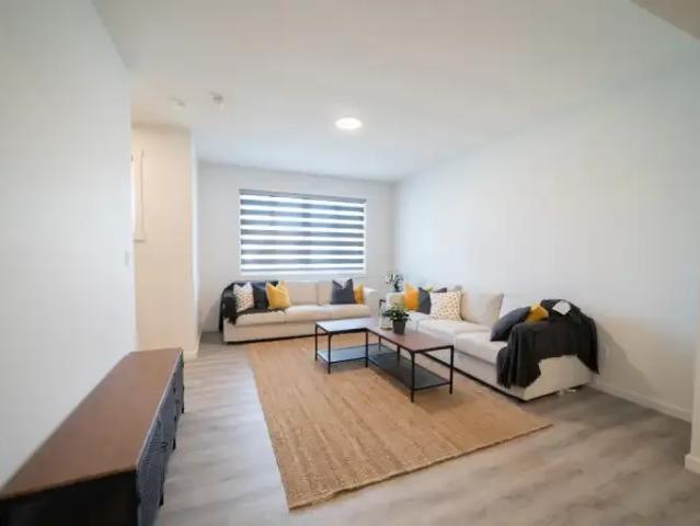 Apartment 3 Bedroom For Rent Edmonton AB 2295 ES103839832