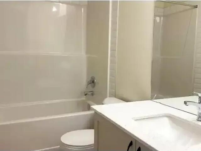 Apartment 3 Bedroom For Rent Fort Saskatchewan AB 2500 ES103740003