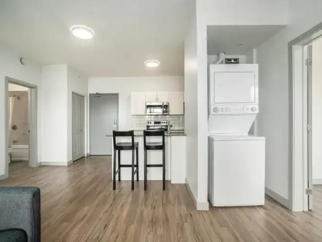 Apartment 3 Bedroom For Rent Kingston ON 1490 ES102272265
