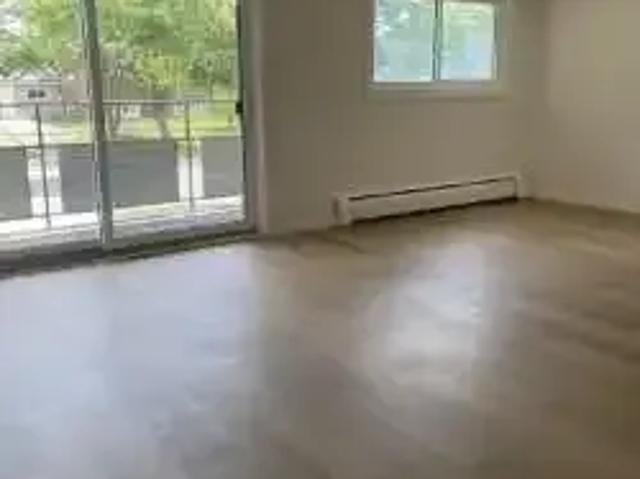 Apartment 3 Bedroom For Rent Kitchener ON 2199 ES103611962