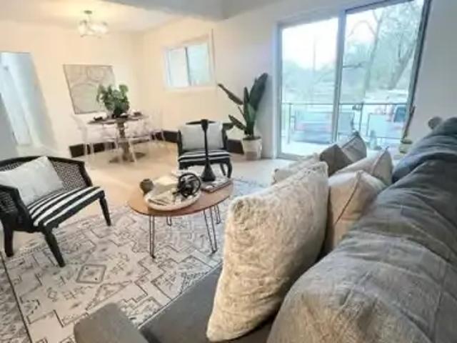Apartment 3 Bedroom For Rent Kitchener ON 2200 ELS100761261
