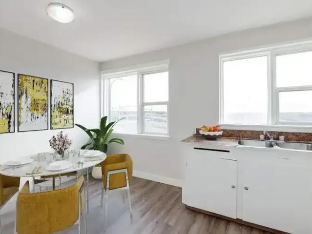 Apartment 3 Bedroom For Rent Lethbridge AB 1820 ELS99672738