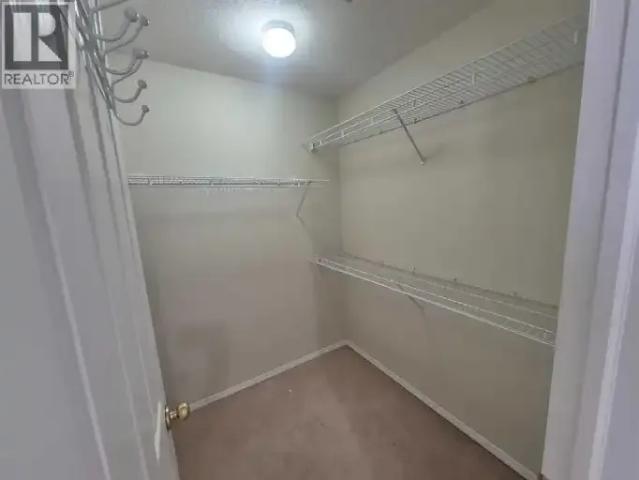 Apartment 3 Bedroom For Rent Lethbridge AB 1900 ES102578620
