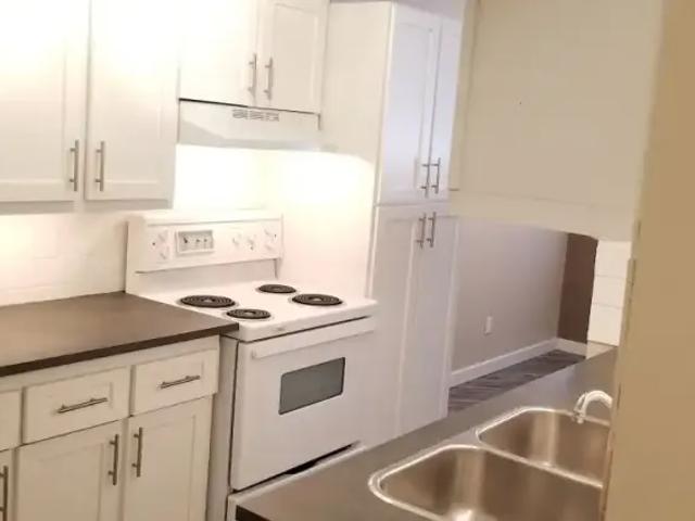 Apartment 3 Bedroom For Rent Red Deer AB 1700 ES101827671
