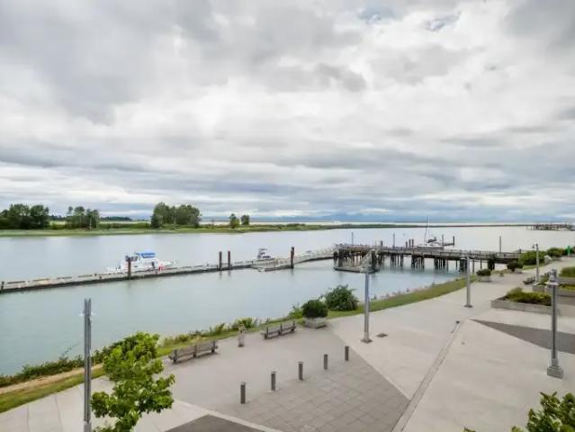 Apartment 3 Bedroom For Rent Richmond BC 1 ES104710733