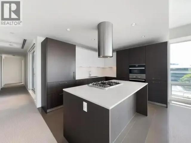 Apartment 3 Bedroom For Rent Richmond BC 6500 ES102578878