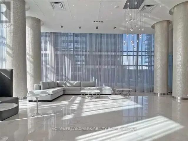 Apartment 3 Bedroom For Rent Richmond Hill ON 3150 ES104876956