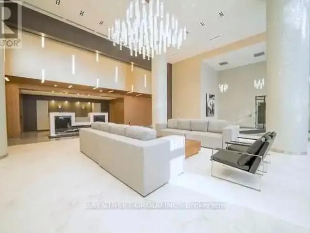 Apartment 3 Bedroom For Rent Richmond Hill ON 3200 ELS101879499