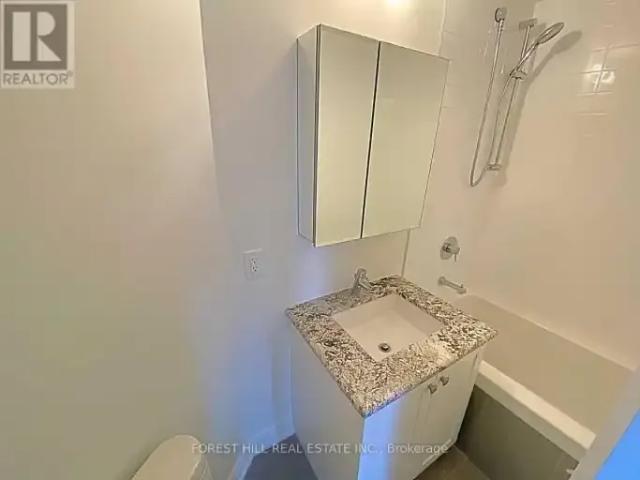 Apartment 3 Bedroom For Rent Richmond Hill ON 3200 ELS102701544