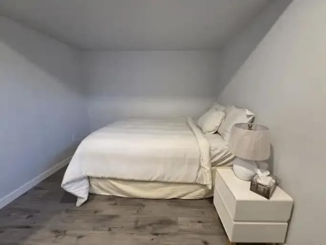 Apartment 3 Bedroom For Rent Strathmore AB 2350 ES102467929