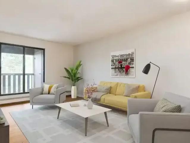 Apartment 3 Bedroom For Rent Swift Current SK 1435 ES103010871