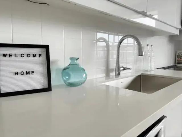 Apartment 3 Bedroom For Rent Scarborough ON 2495 ES102700696