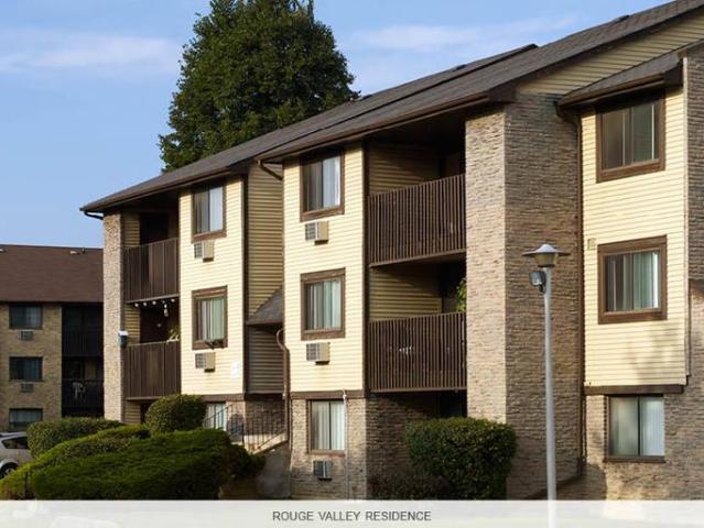 Apartment 3 Bedroom For Rent Scarborough ON 2750 ES96585938