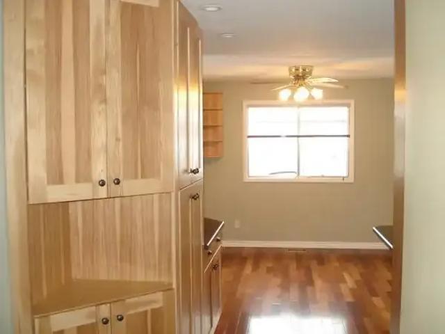 Apartment 3 Bedroom For Rent Sherwood Park AB 2100 ELS101879406