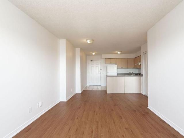 Apartment 3 Bedroom For Rent Toronto ON 2361 ELS98313317