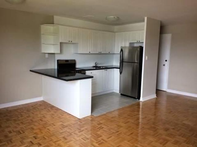 Apartment 3 Bedroom For Rent Toronto ON 2549 ELS96585798