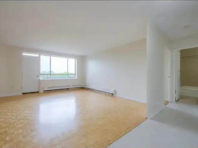 Apartment 3 Bedroom For Rent Toronto ON 2550 ES99504288