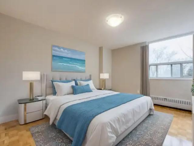 Apartment 3 Bedroom For Rent Toronto ON 2635 ES103178207