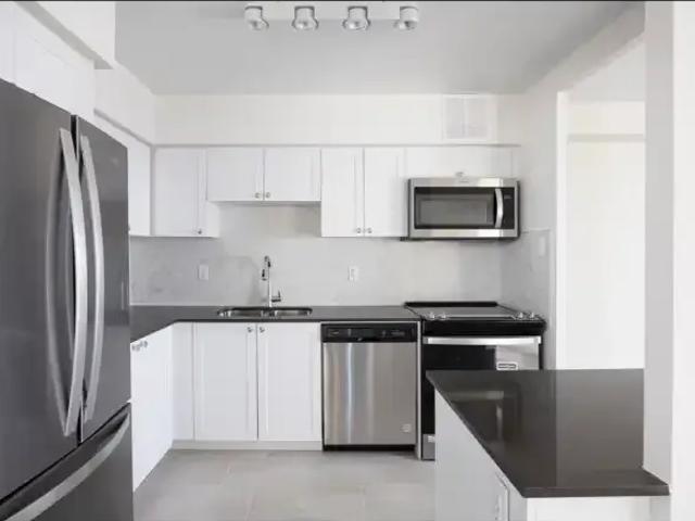 Apartment 3 Bedroom For Rent Toronto ON 2920 ES100119600