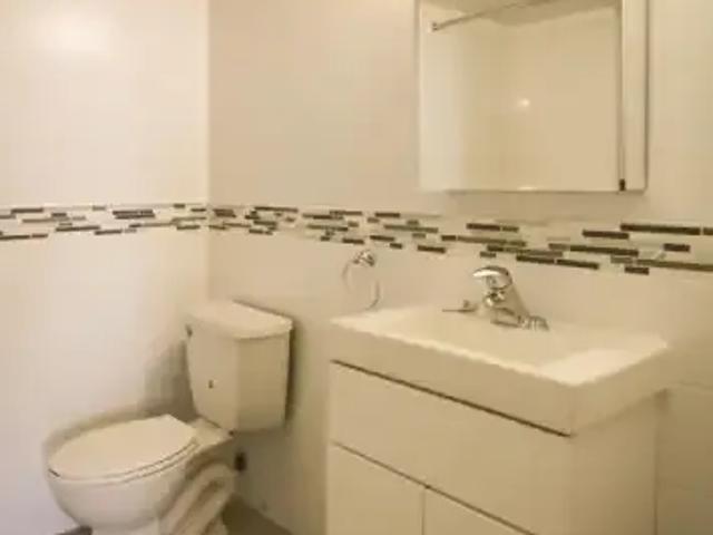 Apartment 3 Bedroom For Rent Toronto ON 3250 ELS100757561