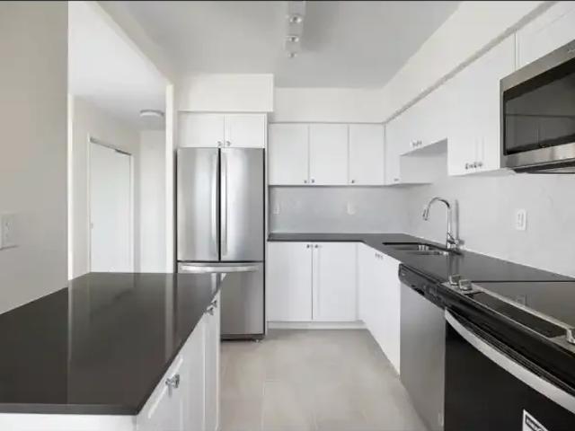 Apartment 3 Bedroom For Rent Toronto ON 3224 ES104256441