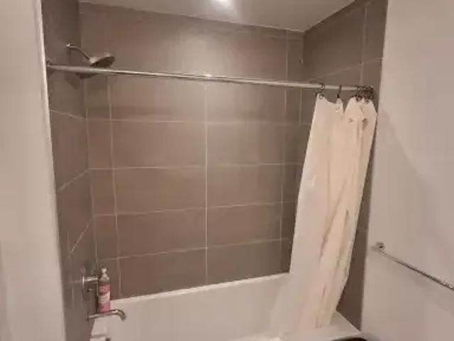 Apartment 3 Bedroom For Rent Vaughan ON 2580 ELS102243226
