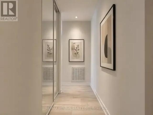 Apartment 3 Bedroom For Rent Vaughan ON 2750 ES103091738