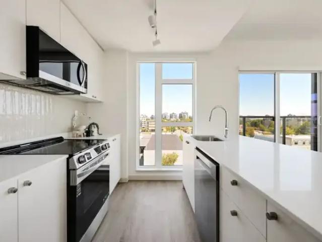 Apartment 3 Bedroom For Rent Victoria BC 3400 ES104940375