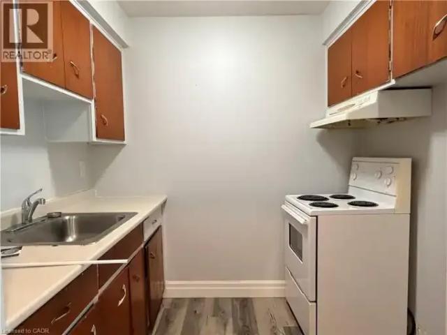 Apartment 3 Bedroom For Rent Waterloo ON 1800 ES103542357