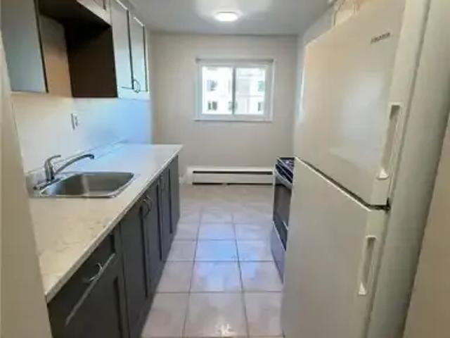 Apartment 3 Bedroom For Rent Waterloo ON 1850 ES104598438