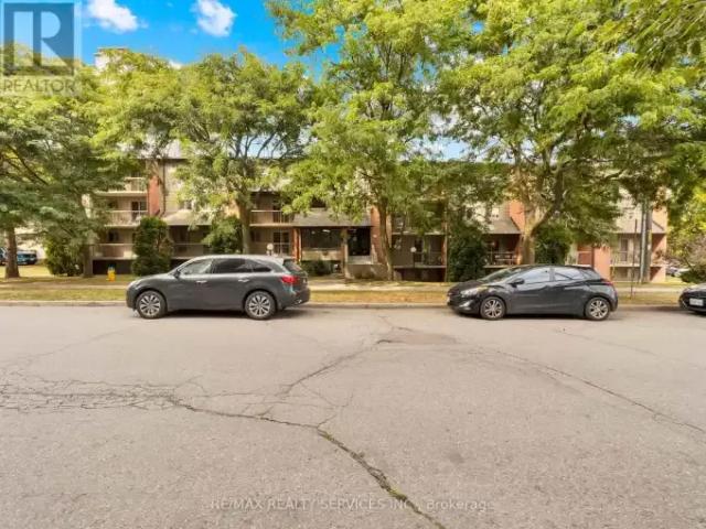 Apartment 3 Bedroom For Rent Waterloo ON 2400 ES101441801