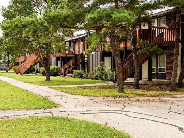 Apartment 3 Bedroom For Rent Winnipeg MB 1700 ES65652998
