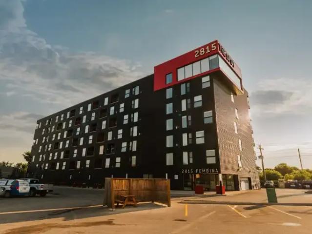 Apartment 3 Bedroom For Rent Winnipeg MB 2245 ES101877298