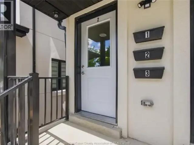 Apartment 3 Bedroom For Rent Windsor ON 2500 ES103216012