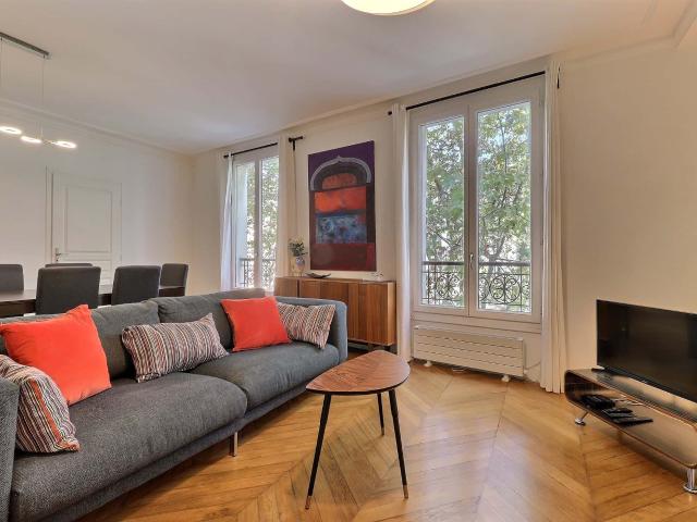 Apartment 3 bedrooms 77m²