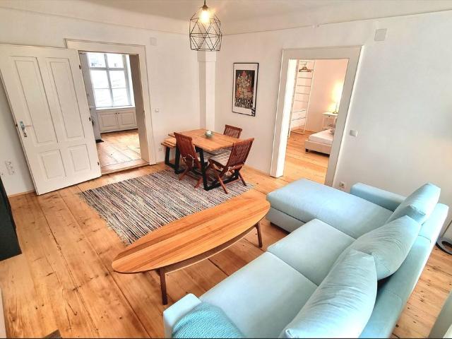 Apartment 3: Bright & Relaxed Viennese Apartment with Pianoashionable suite Wien, Vienna Amsterdam Apartments for Rent