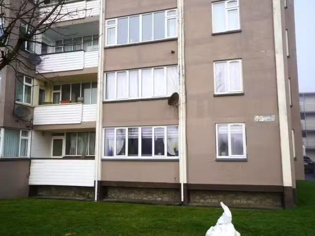 Apartment 3, Larch House, Drumgeely Hill, Shannon, Co. Clare.