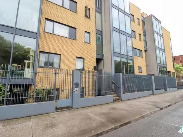Apartment 3, Longmeadows Apartments, Dublin 8 is for rent