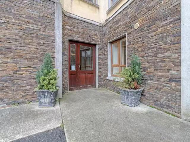 Apartment 12, Castle Park, Leighlin Road, Carlow Town, Co. Car.