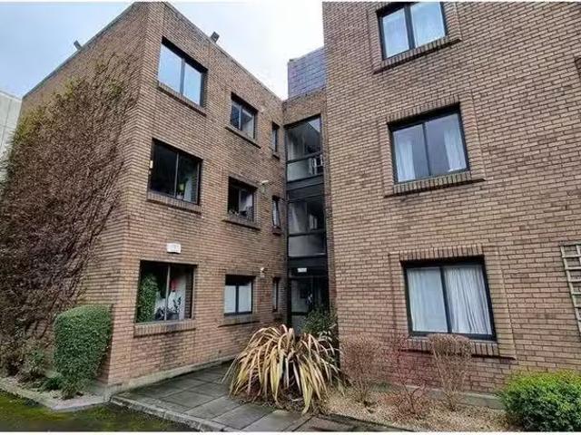 Apartment 12, Ardilaun Court, D02PR98 is for sale