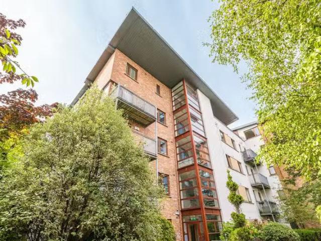 Apartment 13, College House, Taylors Hill, Rathfarnham, Dubli.