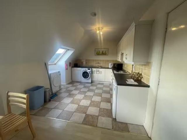 Apartment 13, Block E, Ballycummin Village, Raheen, Co. Limeri.